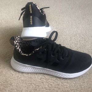 Adidas cloud foam super sneakers 8.5